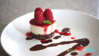 VANILLA MINI CREAM CAKES – REVITALIZE 2014